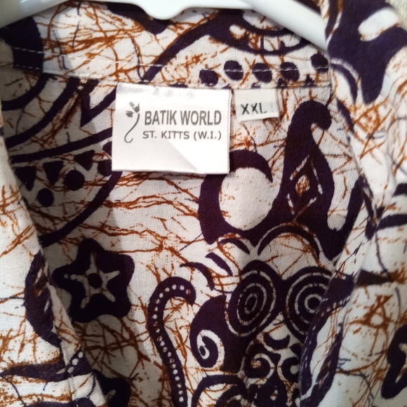 Batik World St Kitts Mens XXL Mens Short Sleeve Button Up Shirt Maroon Gold - Picture 4 of 6